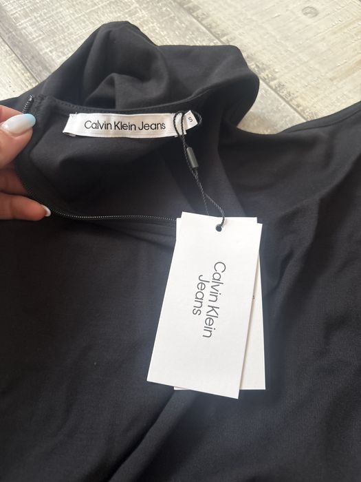 Гащеризон Calvin Klein