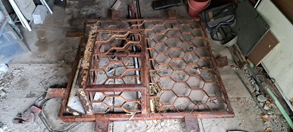 Оконая решётка недорого.