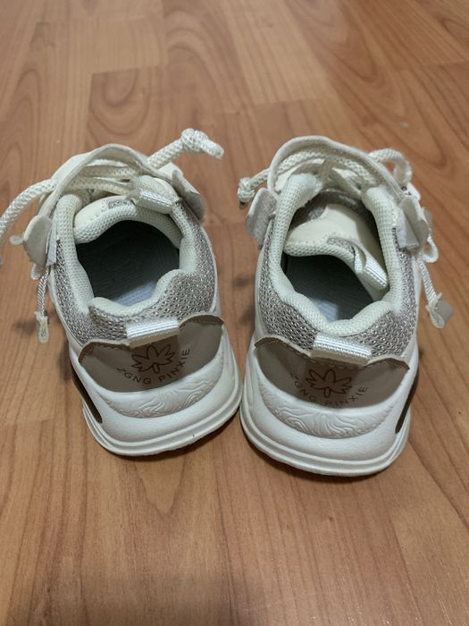 Adidasi copii 25