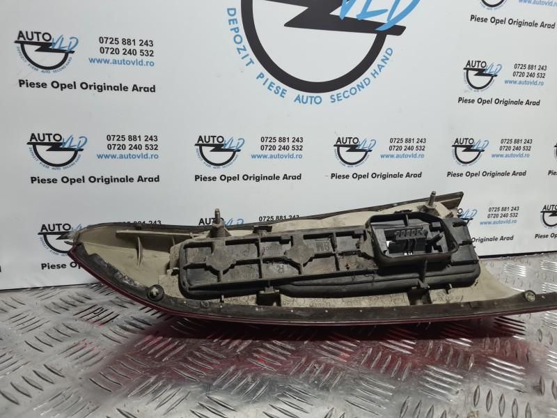 Stop aripa dreapta Opel Astra G
