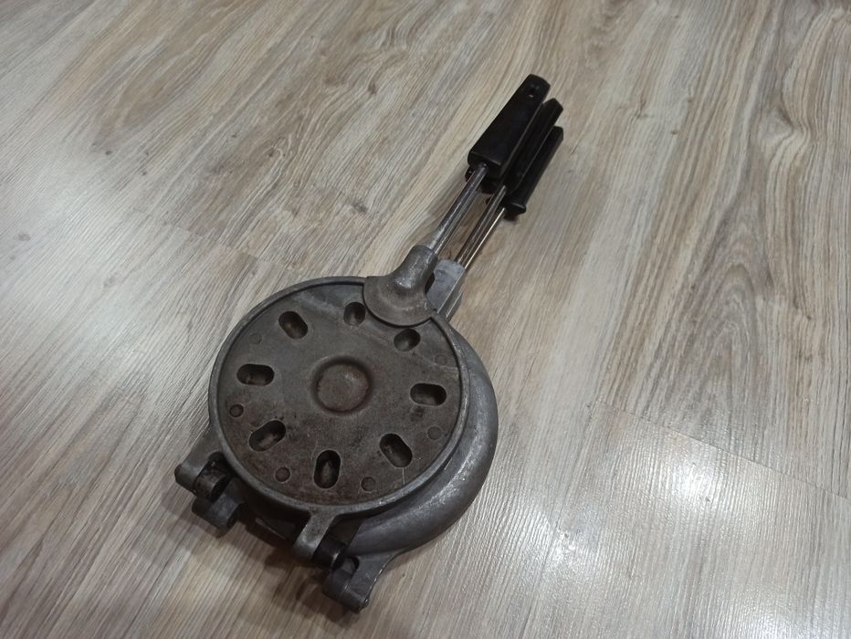 Продам форму для орешков советскую