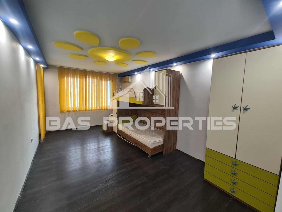 Продава се Тристаен апартамент в София, Люлин 6 - 113 кв.м за 1205 €/кв.м - Снимка #5