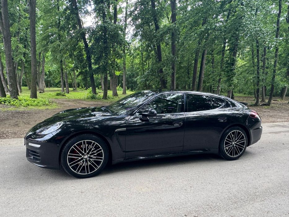 Porche panamera în stare foarte buna