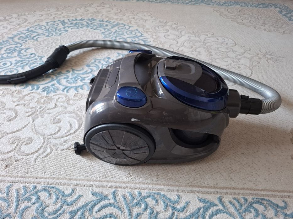 Продам Пылесос Haley HY-1502