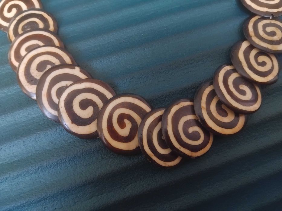 Дамско АРТ Колие