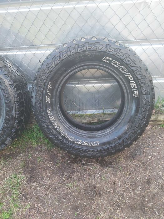 Гуми за джип 285×70×17