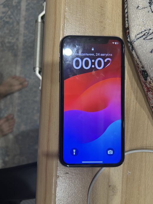 Продам телефон Iphone 11 256gb