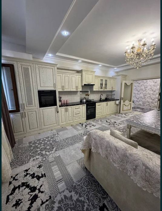 Продается 3 ком квартира, с мебелью техникой , Паркентский ,новострой