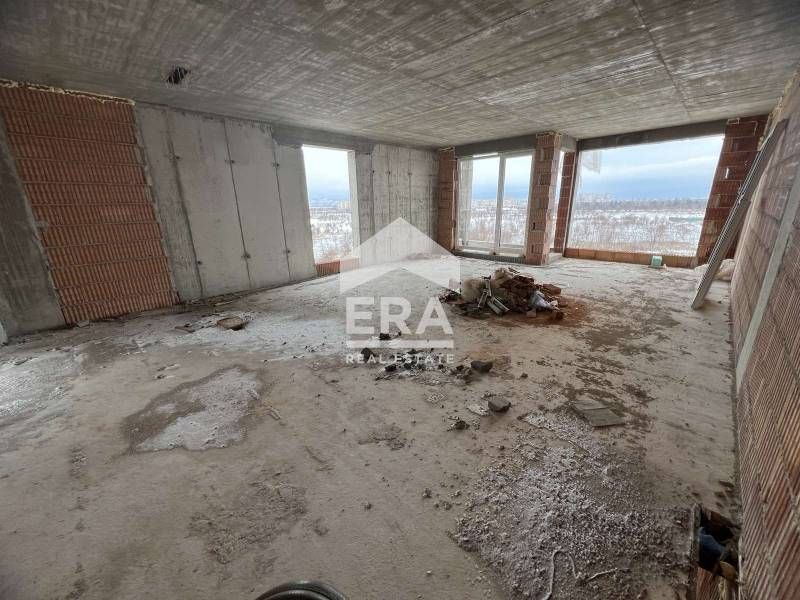 Продава се Двустаен апартамент в София, Модерно предградие - 67 кв.м за 897 €/кв.м - Снимка #2