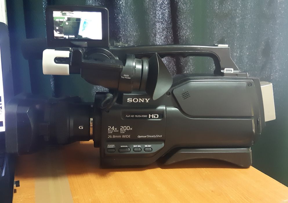 Cameră video Sony HRX-M2500E