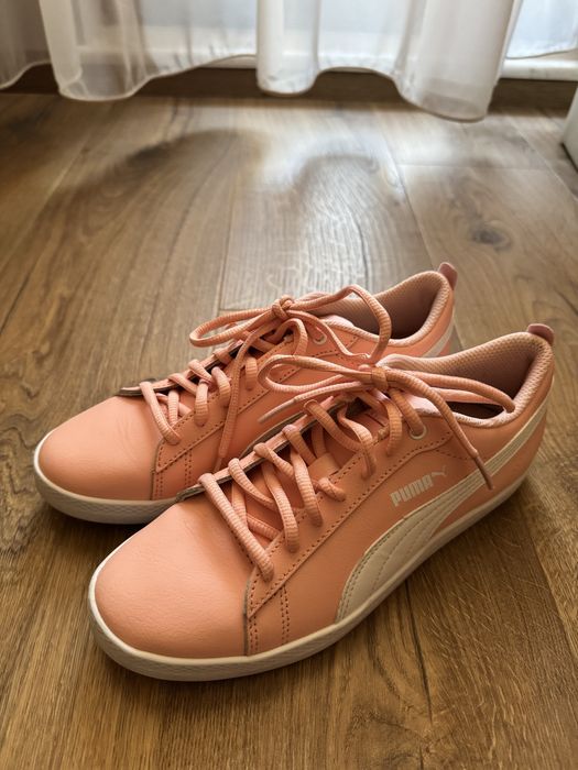 Дамски маратонки PUMA women's smash v2 l perf peach