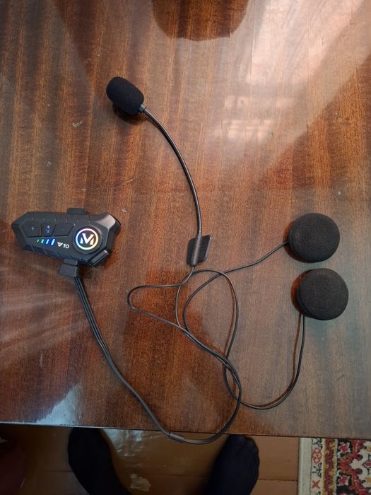 Продам гарнетуру для шлема почти новая.