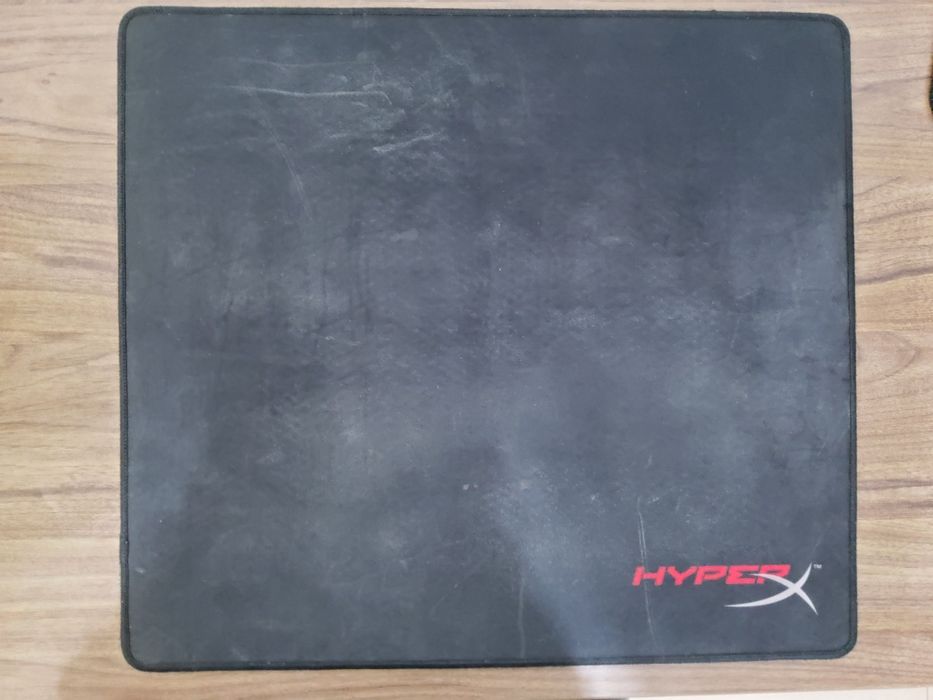 Игровой коврик hyperX