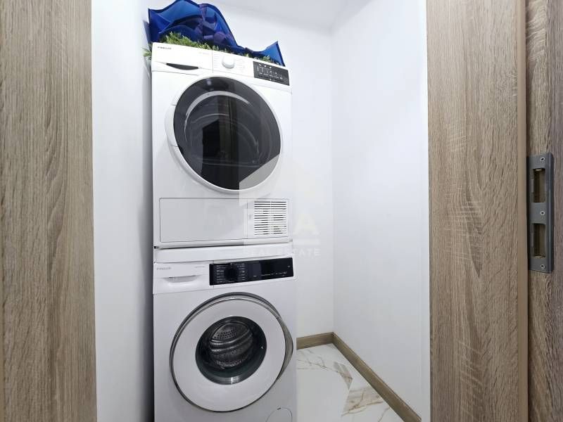 Продава се Тристаен апартамент в Велико Търново, Акация - 122 кв.м за 1557 €/кв.м - Снимка #11