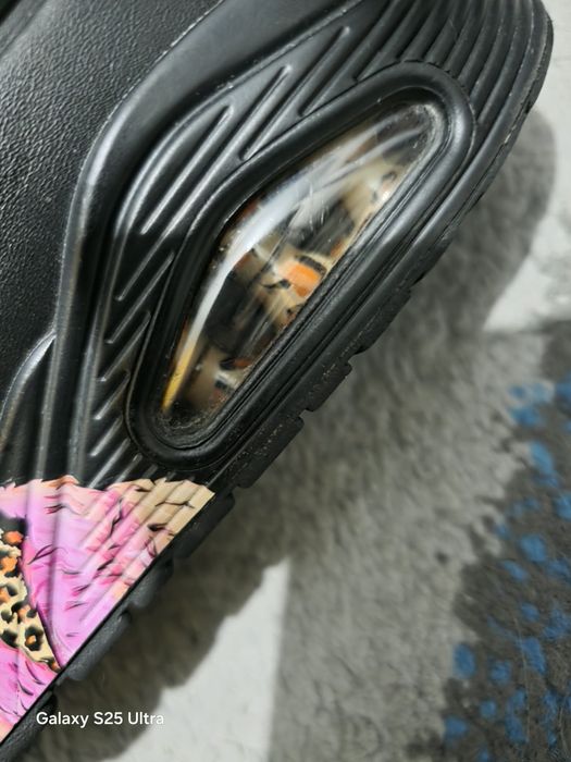 Vând adidasi skechers in colaborare cu snoop dog