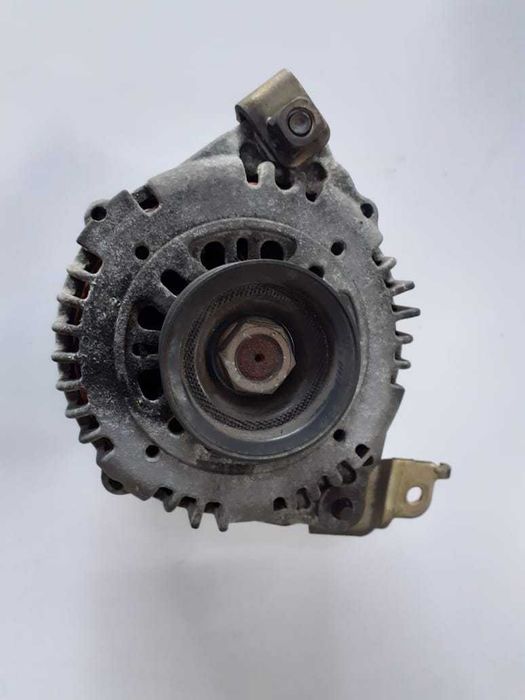 Генератор на Ниссан Цефиро Максима А32 А33