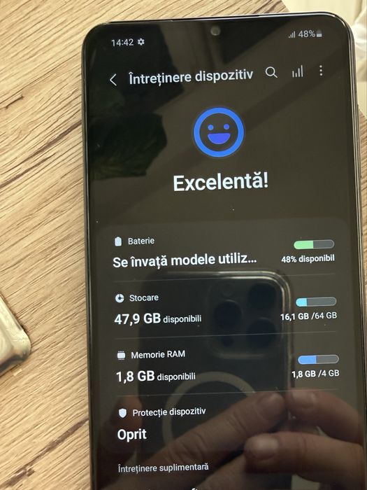 Vand Samsung A13 5G si A32 5G Dual sim ecran mare baterie mare perfect