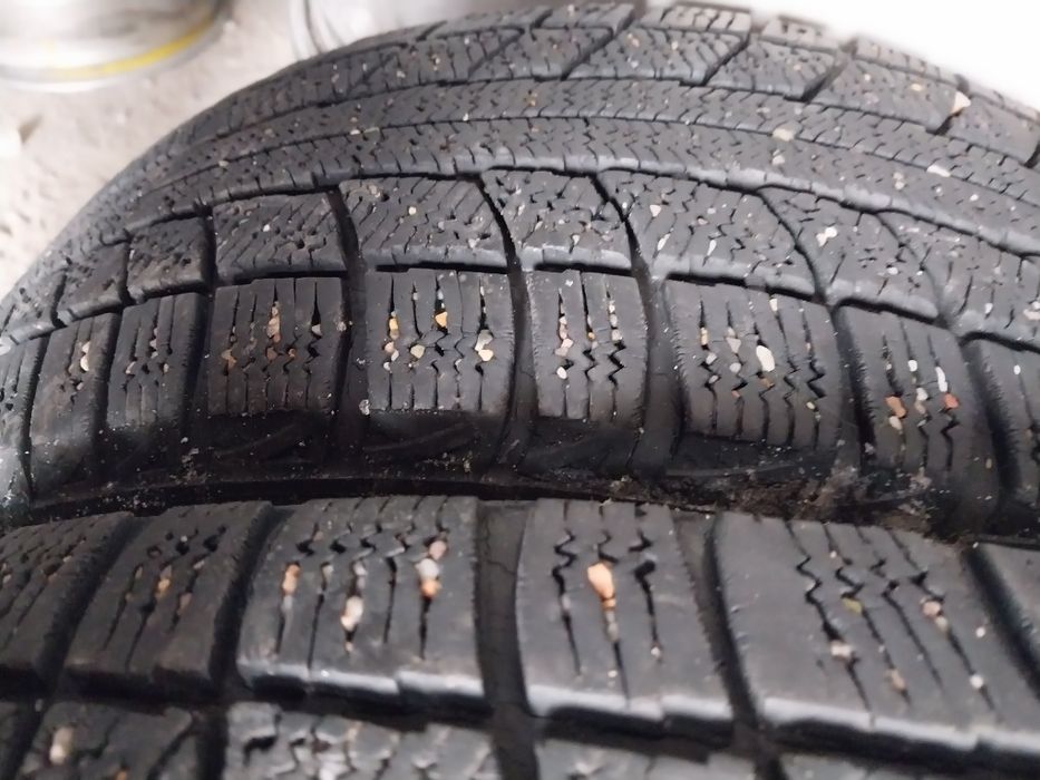 2 шины Triangle Китай 205 65 R15.