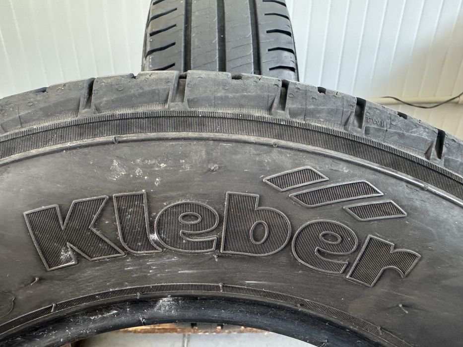 Гуми за бус 215 70 15С  Kleber