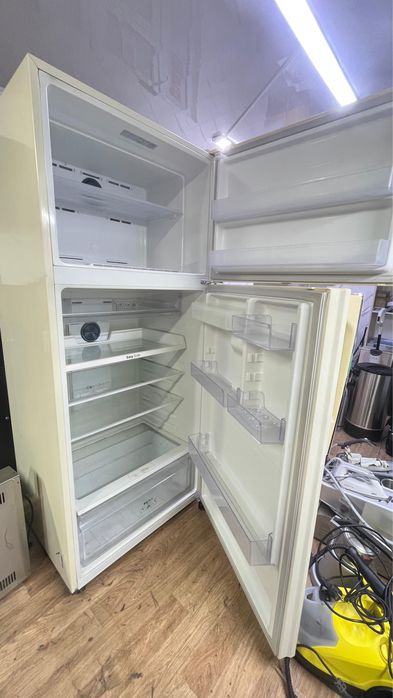 Холодильник продам