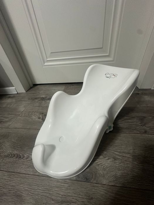 ПРОДАМ ванночку с горкой Kidwick