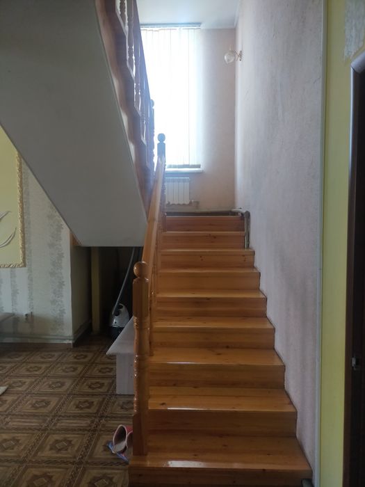 Продам коттедж в центре города