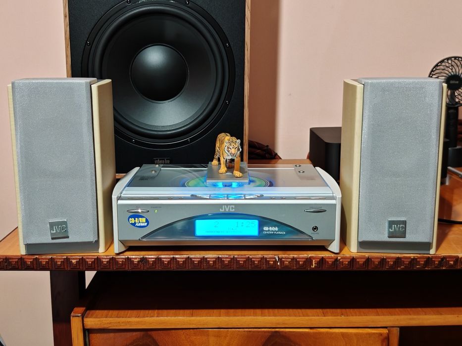 Jvc FS-SD550R. Sunet mare venit din dimensiuni mici. Super sistem audio. Preț fix !