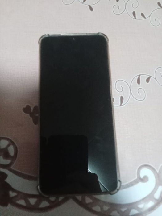 Продам телефон редми