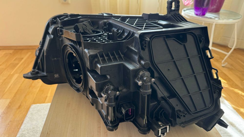 Оригинални LED фарове/фар за Ауди Audi Q3 2019+