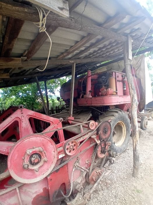 Combină massey ferguson 500