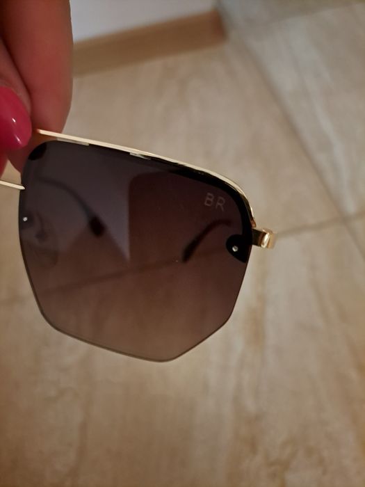 Слънчеви очила със защита