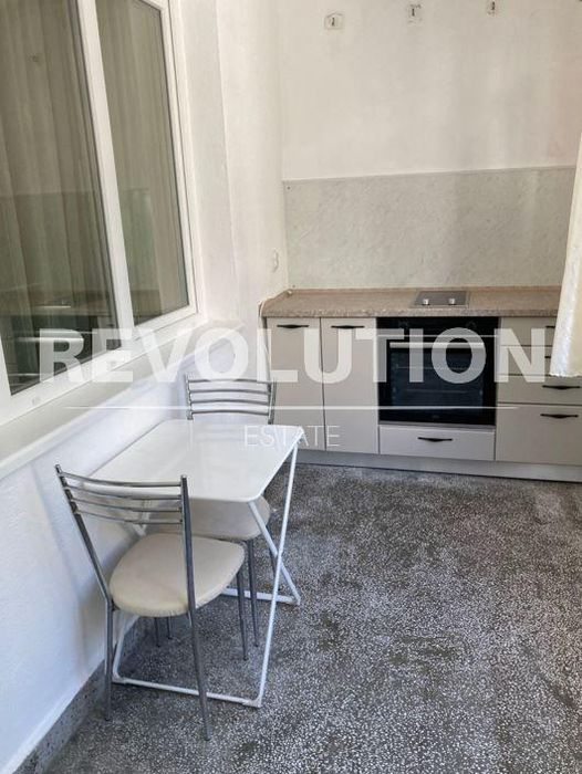 Дава се под наем Двустаен апартамент в Варна, Конфуто - 68 кв.м за 438.6 € - Снимка #4
