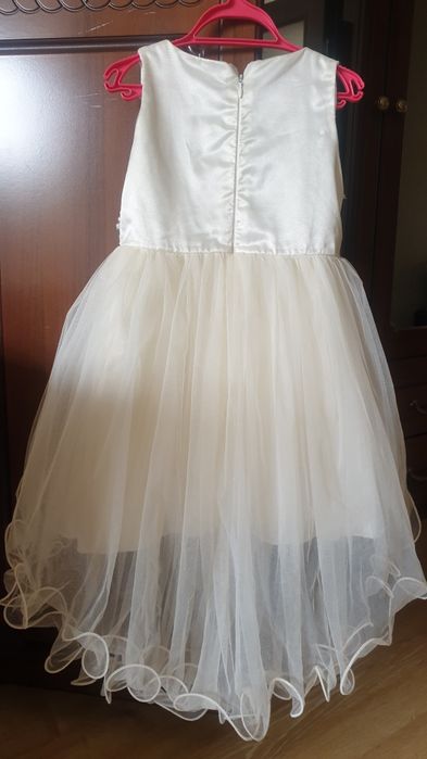 Детское платье очень красивое