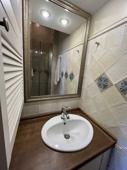 Дава се под наем Двустаен апартамент в София, Карпузица - 67 кв.м за 459 € - Снимка #1