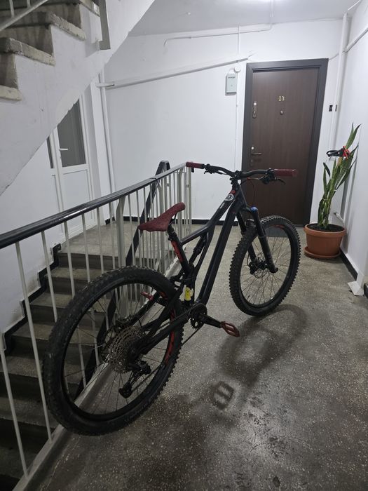 Vând Specialized Stumpjumper 19 FRS Comp