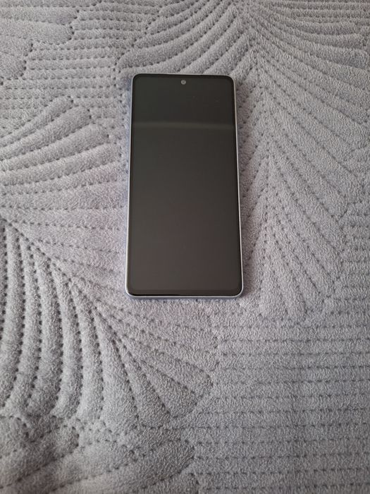 Продам телефон Samsung Galaxy A52