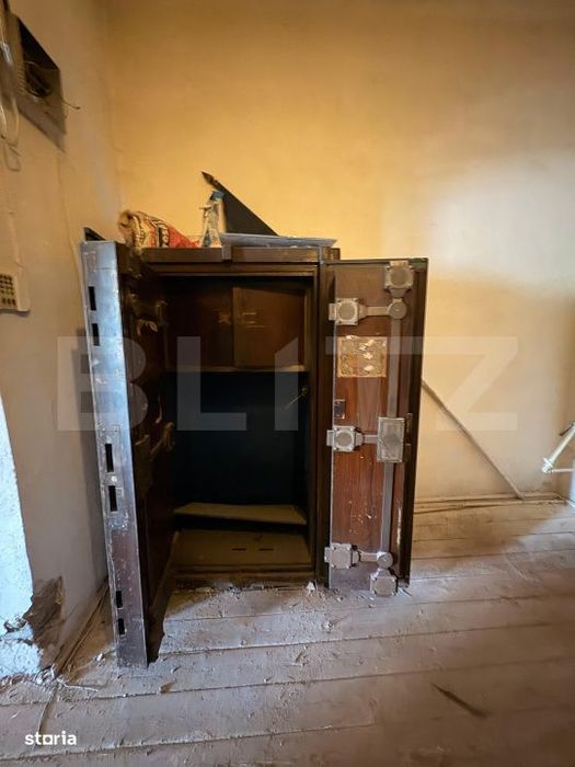 OCAZIE | Spatiu comercial cladire istorica 4 nivele/1200 mp!