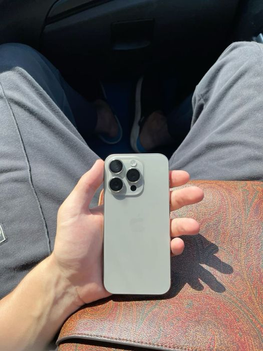 iPhone 16 Pro 128GB Natural Titanium LL/A