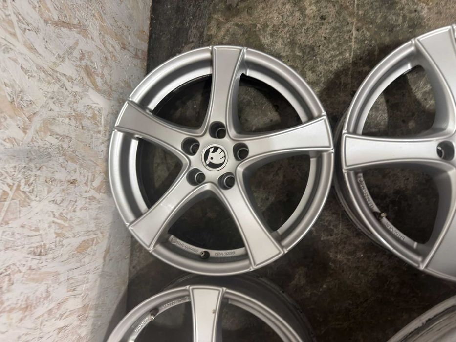 Jante Skoda 17 5x112 ET41 Octavia Superb Golf Passat