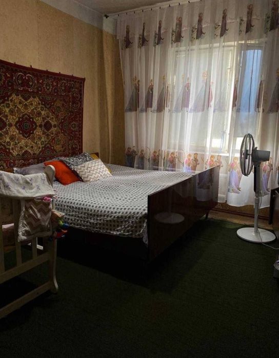 Срочно Продаётся Мирабад Саракулька 5/5/5 без ремонта без мебелья !