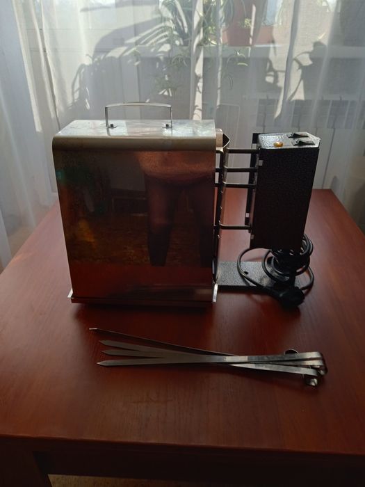 Электрошашлычница