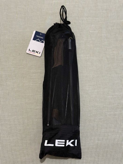 Продавам туристически щеки Leki Black Series Carbon – отлично състояние