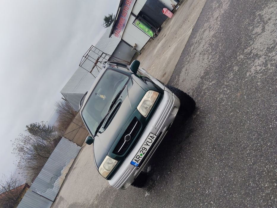 Vând Suzuki grand vitara din 2000