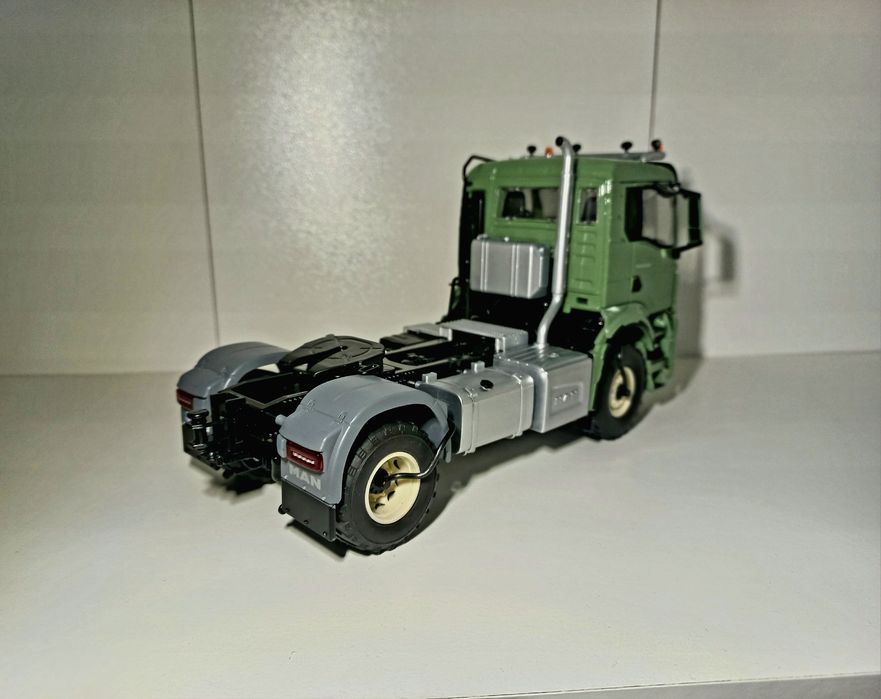 1:32 Wiking MAN TGS 4x4