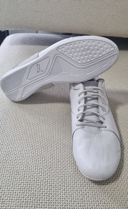 Adidaşi Puma Ferrari