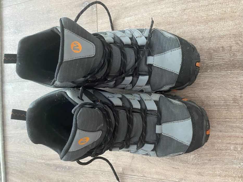Merrell Moab 3 Mid Gore-Tex, măr. 45 (US 11), negru/gri