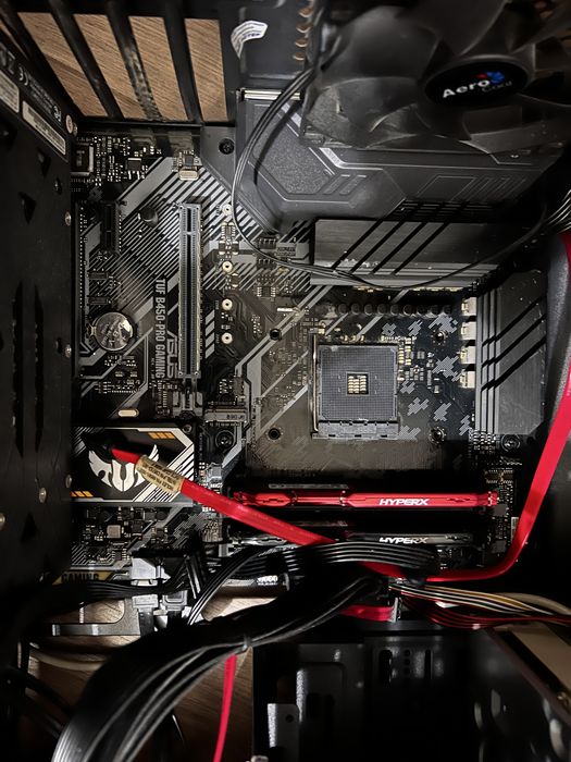 Продам настольный компьютер без процессора