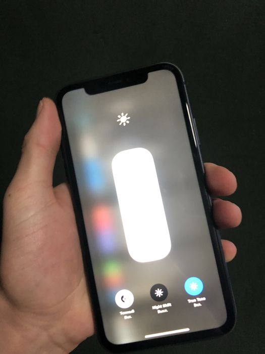 Iphone 11 64GB срочно продам