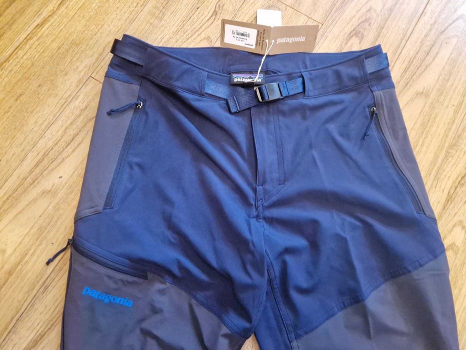 Pantaloni softshell Patagonia, nunte, tura, masura 30, salewa, mammut,arcteryx