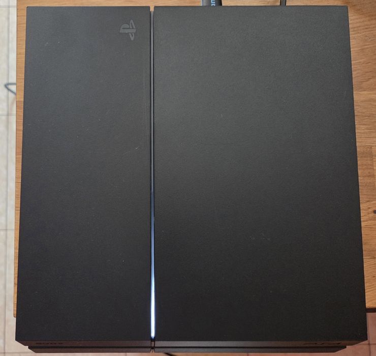 Play Station 4, 1Tb, CUH-1208B